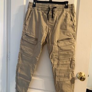 Hollister Men's Beige Cargo Pants